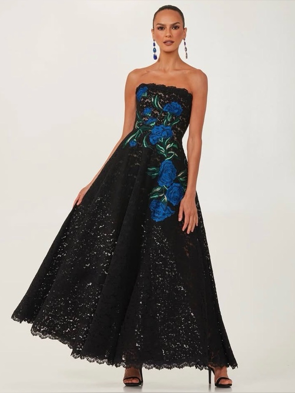 HELSI Patricia Strapless Floral Embroidered Lace Gown
 Size XS NWT  $850
